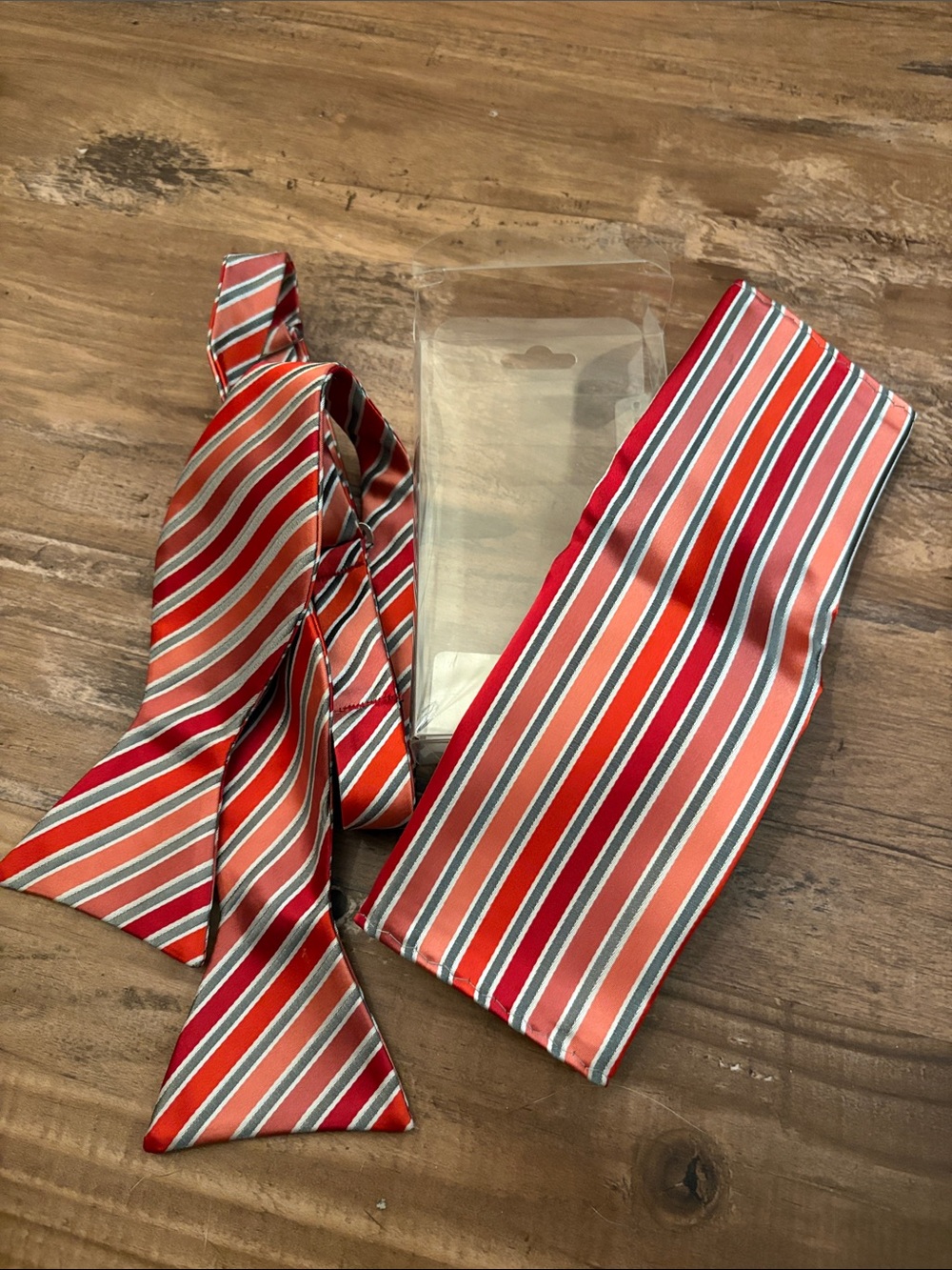 Sean John Red Coral and White Striped Bow Tie and Pocket Square Set